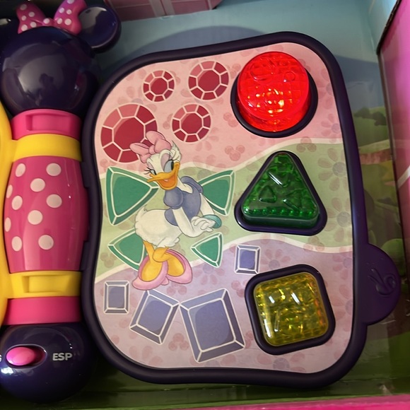 Disney junior MINNIE learning book with sound and lights. 12M + - Picture 11 of 12